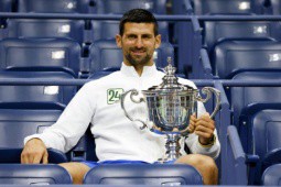Dàn huyền thoại, VĐV ”ngả mũ” tôn Djokovic vĩ đại nhất lịch sử tennis