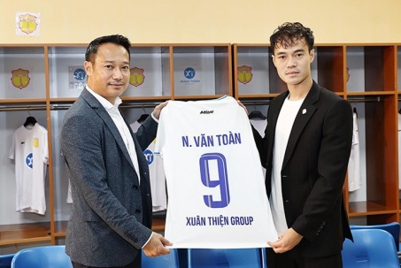 Nóng: CLB Nam Định có Văn Toàn với mức lót tay 5 tỷ đồng/mùa, đua vô địch V-League