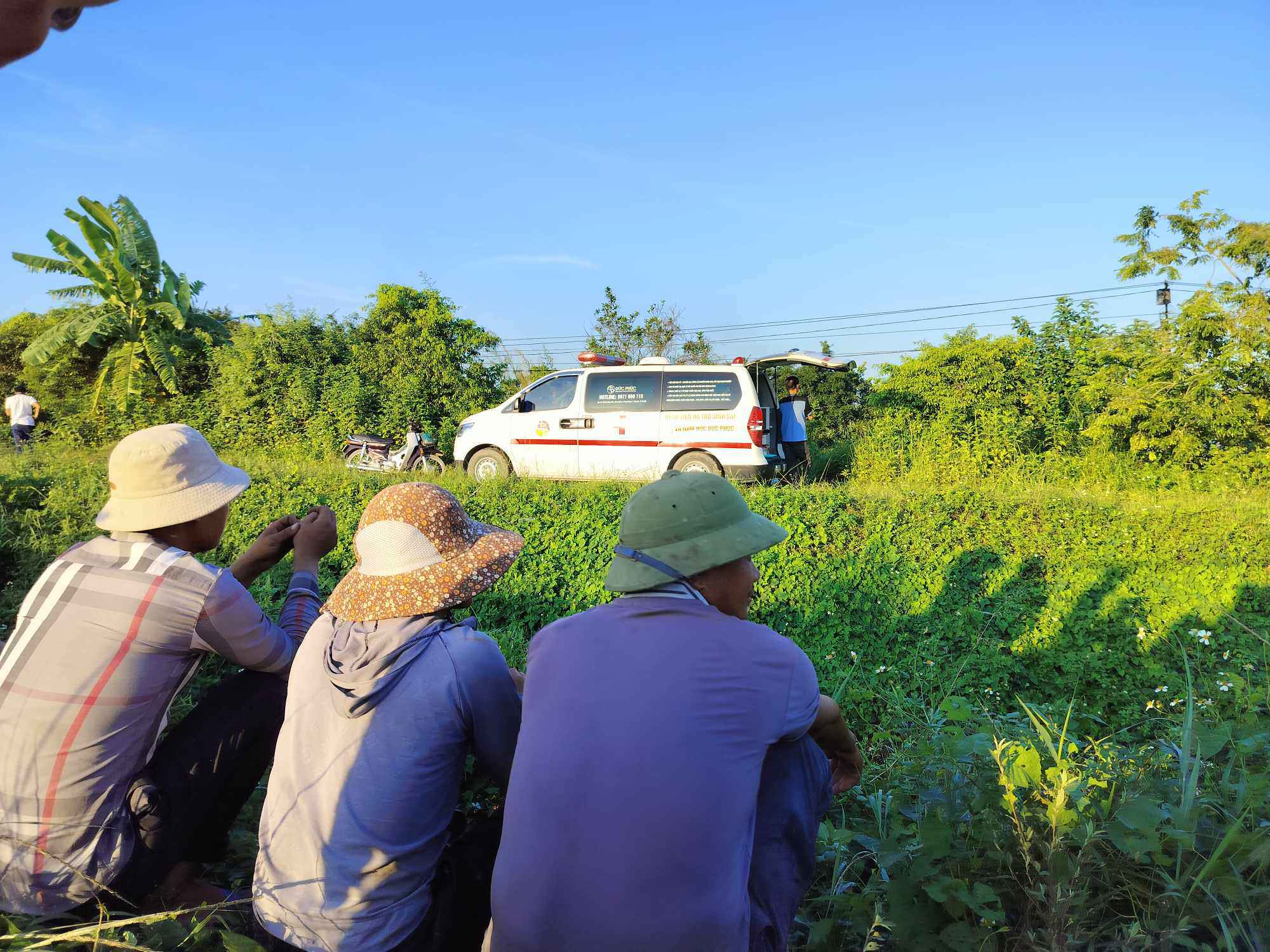 Nhân chứng vụ cháu bé bị bắt cóc, sát hại: Nghi phạm nói chở cháu bé đi mua thuốc - 2