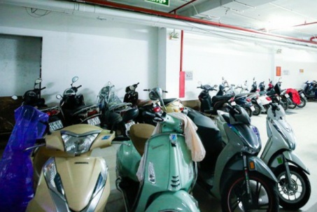 Quận Thanh Xuân yêu cầu di chuyển xe máy, xe đạp điện khỏi tầng 1 chung cư mini