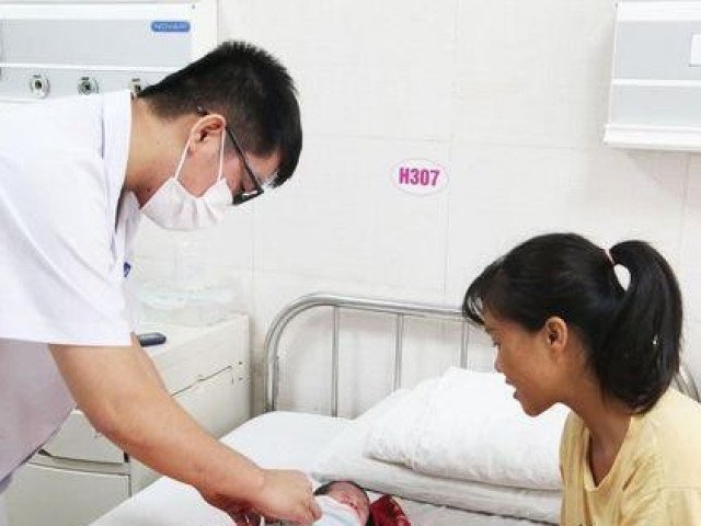Bé sơ sinh Phú Thọ mắc căn bệnh nguy hiểm 10.000 trẻ mới có 1 trẻ bị, dấu hiệu chỉ chướng bụng, bú kém