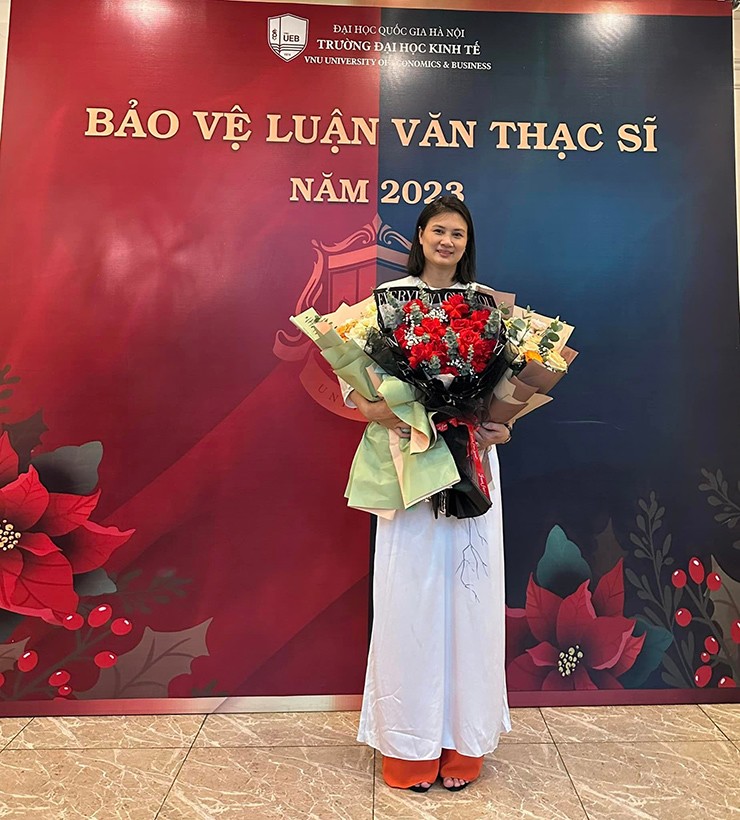 Người đẹp bóng chuyền Kim Huệ nhận bằng thạc sĩ, Thanh Thúy làm đội trưởng tại ASIAD 19 - 1