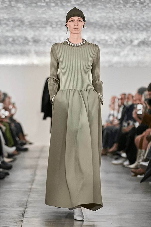 Chủ nghĩa tối giản không còn là chủ đạo của Jil Sander - 20