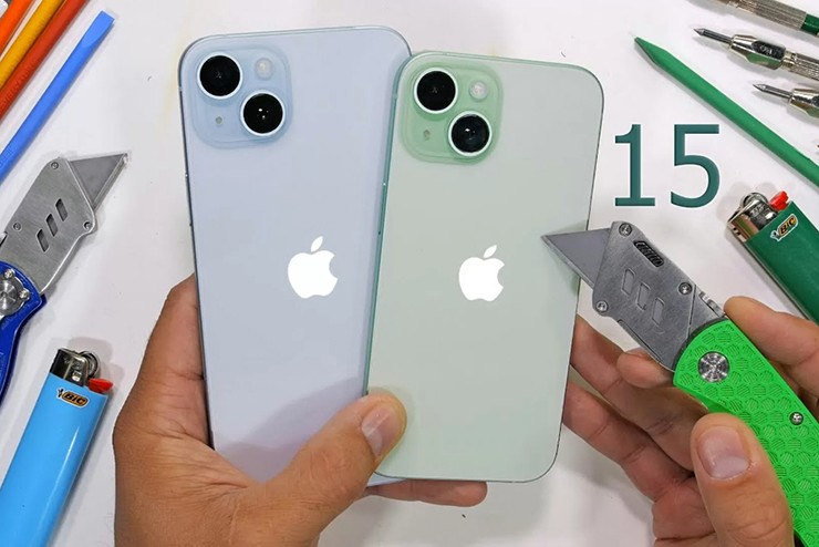 Giá đắt đỏ, iPhone 15 Pro Max vẫn bị iPhone 15 đả bại khả năng này - 1
