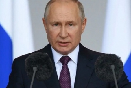 Ông Putin nói gì về triển vọng kinh tế Nga sau "cơn bão" trừng phạt?