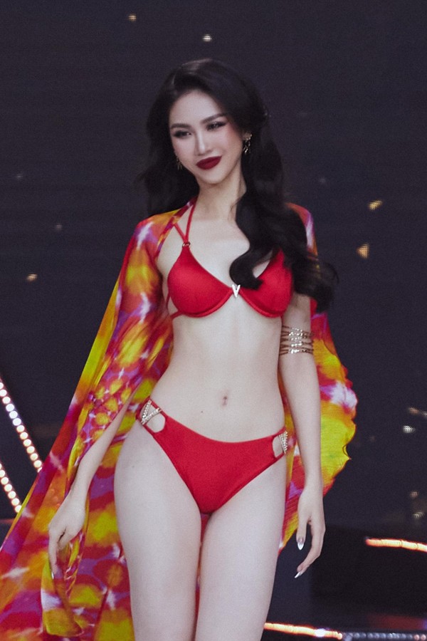 Miss Universe Vietnam 2023 sở hữu số đo &#34;chuẩn mẫu&#34;, từng ngất trên sàn diễn vì nhịn ăn - 2