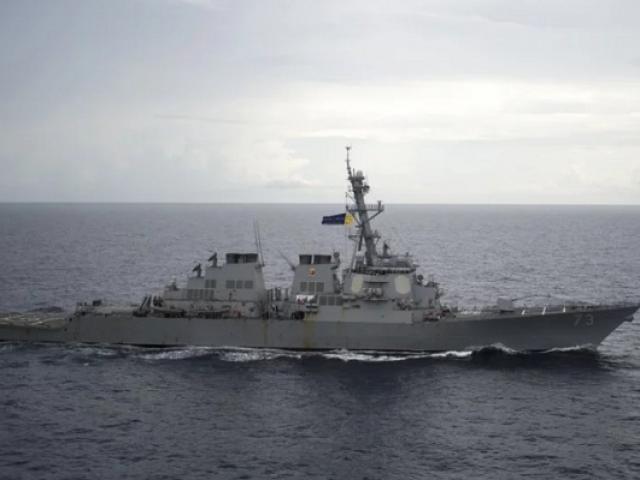 Tàu Trung Quốc bị tố áp sát nguy hiểm tàu chiến Mỹ ở Biển Đông
