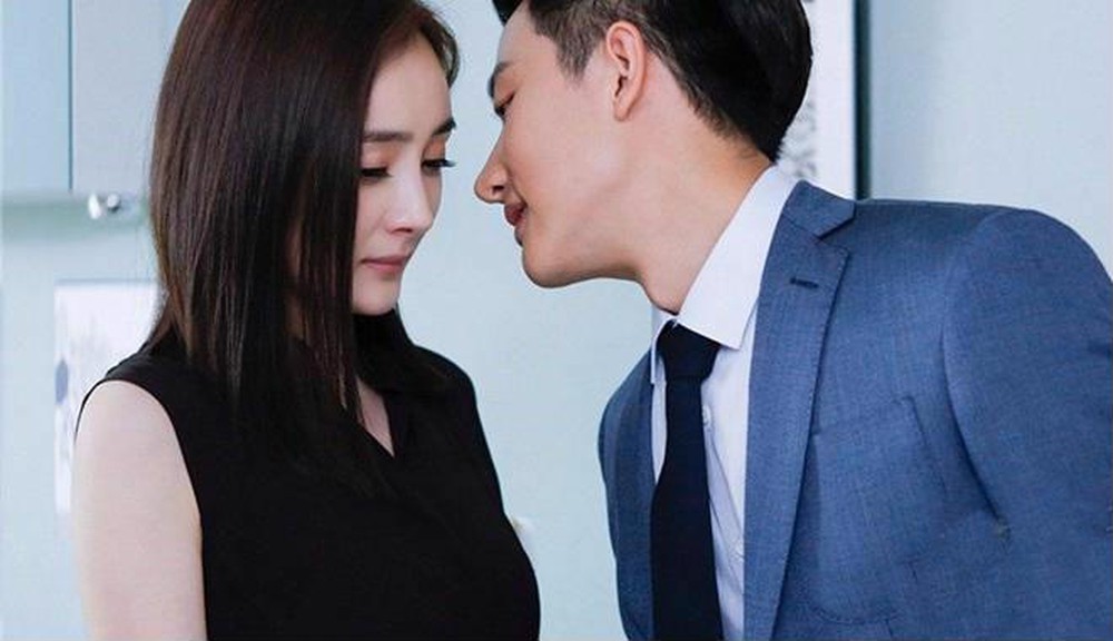 Bật mí về chiêu mà đàn ông hay dùng, nhất là khi muốn "lên giường" - 1
