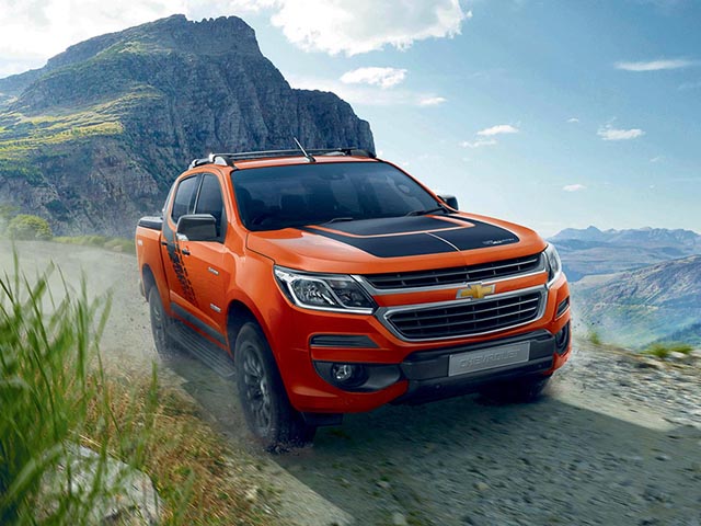 2019 Chevrolet Colorado Review Trims Specs Price New Interior  Features Exterior Design and Specifications  CarBuzz