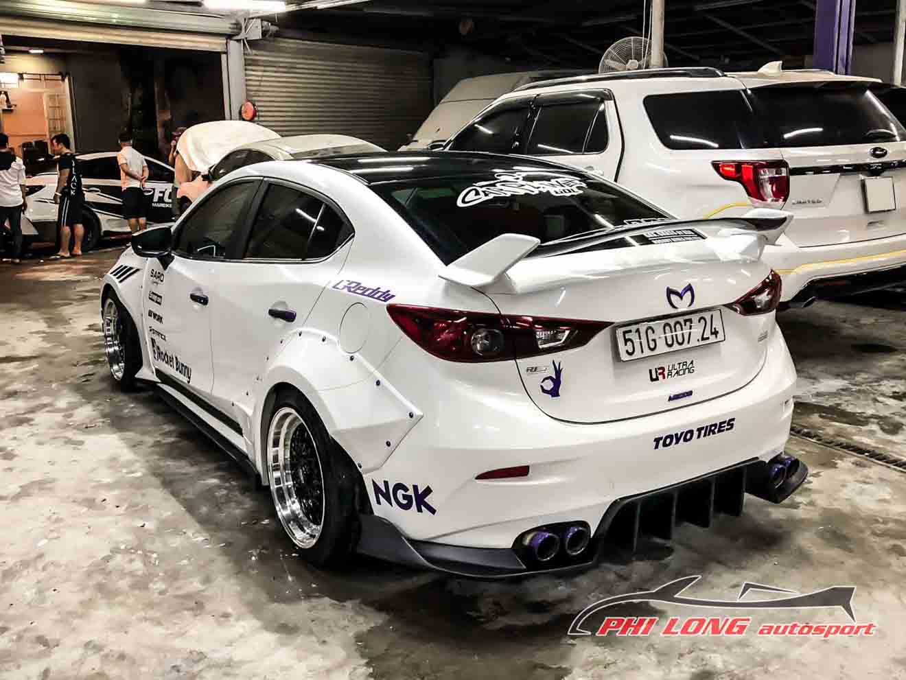 Rocket Bunny Mazda 3 Hatchback Modified