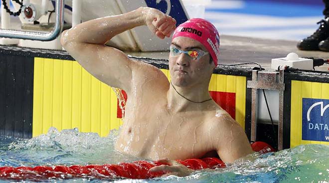 Siêu nhân "6 vàng đeo trĩu cổ" ở Olympic trẻ: Đỉnh như Michael Phelps - 1