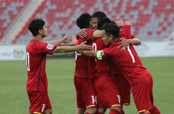Bảng xếp hạng FIFA tháng 10: Việt Nam hơn &#34;ông lớn&#34; châu Á Triều Tiên 8 bậc - 1
