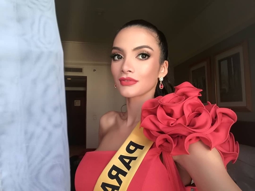 Hoa hậu ngất xỉu khi đăng quang Hoa hậu Hòa Bình Quốc tế