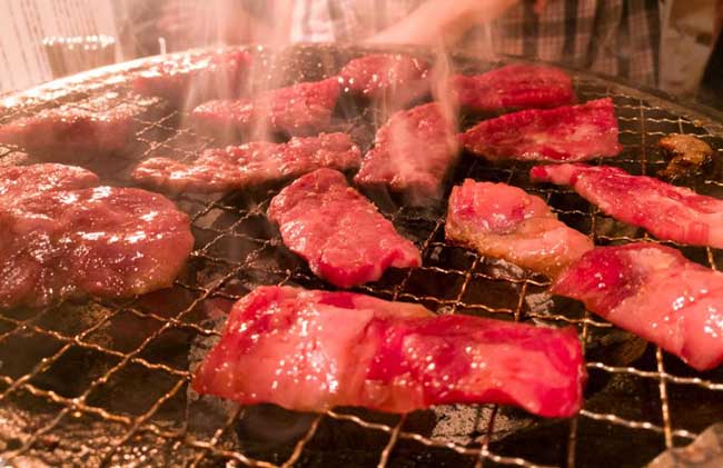 Thịt bò khổng lồ, mỗi lần gọi phải bằng tính ký tại nhà hàng Nhật này - 11