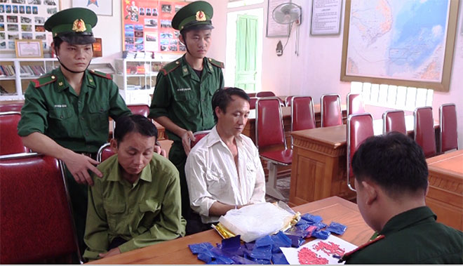 Cảnh sát đấu súng tiêu diệt kẻ buôn ma túy - 3