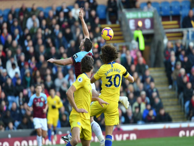 Burnley - Chelsea: Siêu kinh hoàng 4 bàn mãn nhãn