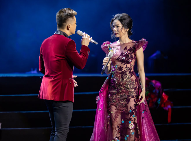 4000 khán giả đến xem Lệ Quyên hát sung sau phẫu thuật tháo sụn mũi - 4