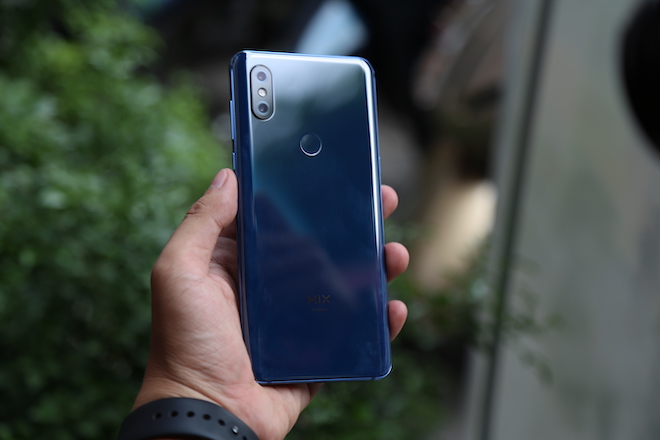 Ảnh thực tế Xiaomi Mi MIX 3 đẹp rụng rời tại Việt Nam - 1