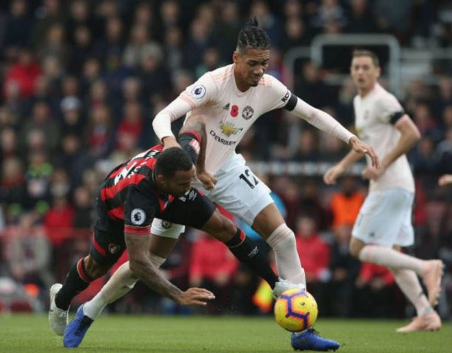 MU phòng ngự thảm họa: Mourinho kêu gào đòi 100 triệu bảng - 1