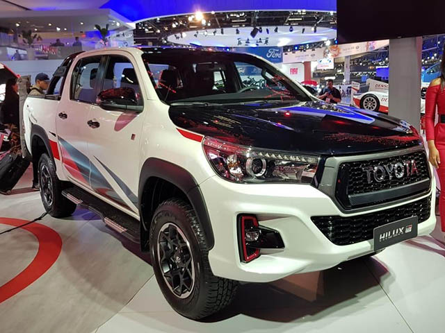 Toyota Hilux bổ sung thêm phiên bản GR Sport, giới hạn 420 chiếc