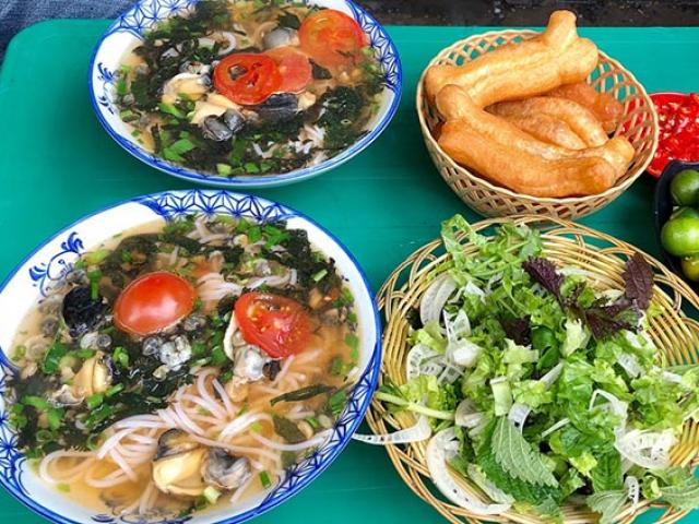 Điểm mặt món ăn đường phố đã đến Hà Nội là phải ”check-in”