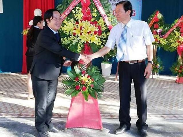 Hiệu trưởng mượn tiền hàng chục giáo viên rồi 'bỗng dưng mất tích'?