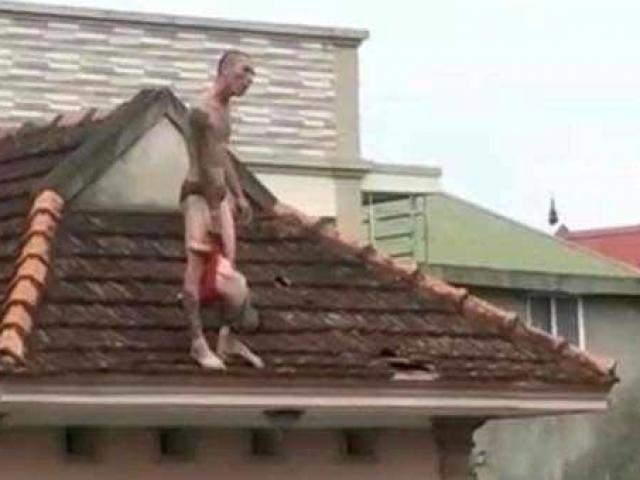 His father was buried by his son over a year on the roof and then fell