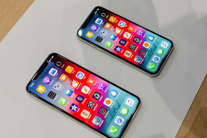 iPhone Xs vẫn khỏe re khi ngâm dưới 8m nước - 1