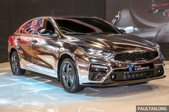 Kia Cerato 2019 "độc đáo" với lớp sơn mạ chrome sáng bóng - 1