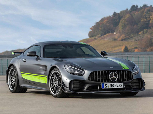 Mercedes-Benz AMG giới thiệu ”xế đua” GT-R Pro