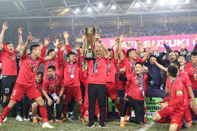 Đt Việt Nam Vô Địch Aff Cup: Báo Chí Châu Á Chúc Mừng Mốc Son Mới