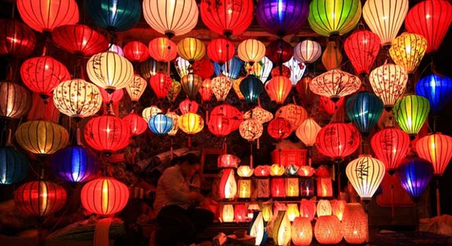3000 đèn lồng và 50 khinh khí cầu chào đón năm mới tại Hội An - 1