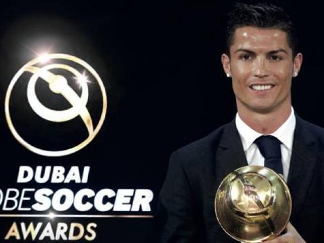 Ronaldo riờ in Juventus, so ẵm giải Messi, "Quả bóng Vàng" Modric phải nể