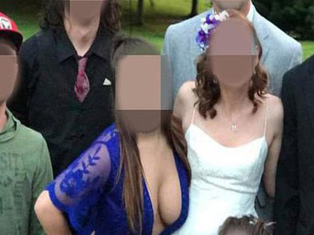 Lại thêm một cô gái bị chỉ trích vì mặc xẻ đi ăn cưới