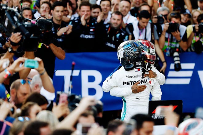 Đua xe F1: Số 6 kỳ diệu “dẫn đường” tới chức vô địch - 1