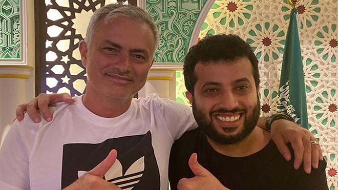 Mourinho trở lại làm HLV: Gây sốc đến "Man City phiên bản TBN" siêu giàu? - 2