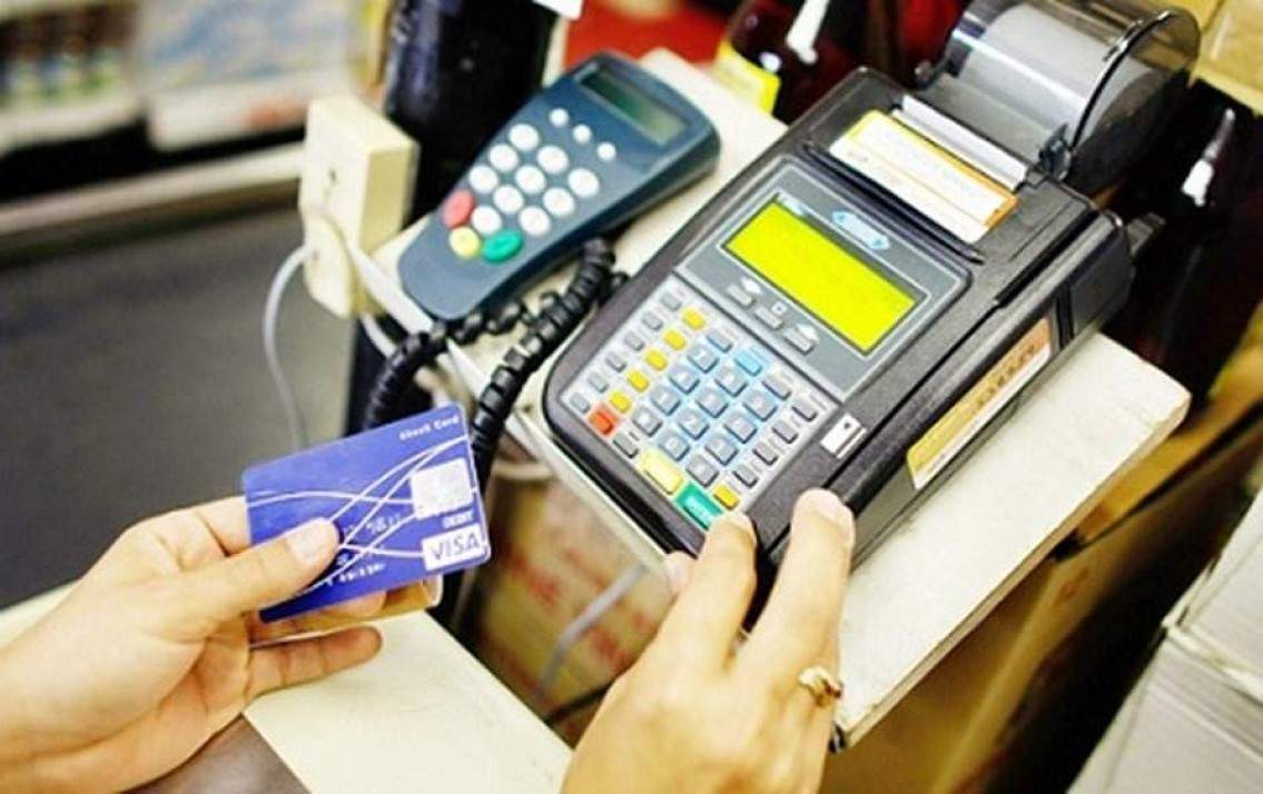 Thẻ tín dụng vẫn trong túi: Tá hỏa phát hiện mất hàng trăm triệu đồng - 1