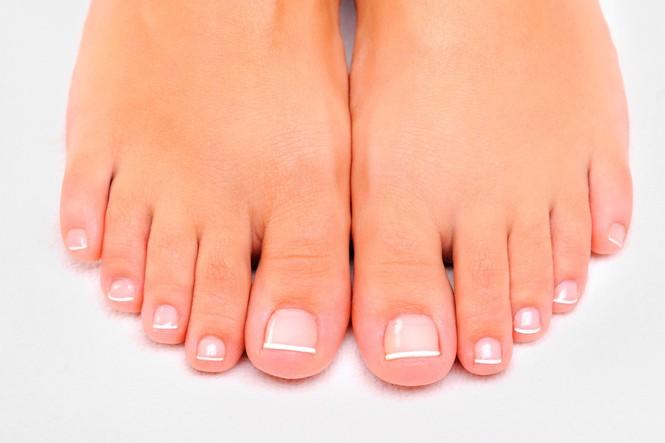 Dấu hiệu từ bàn chân cảnh báo bạn có thể đang mang "trọng bệnh" - 2
