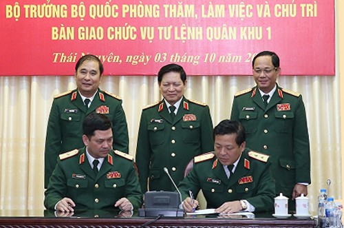 Điều động, bổ nhiệm 5 tướng lĩnh quân đội trong các vị trí Tư lệnh Quân khu - 2