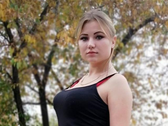 Nga: Vũ nữ thoát y bị sát hại dã man, thi thể không nguyên vẹn rơi xuống từ tầng 12
