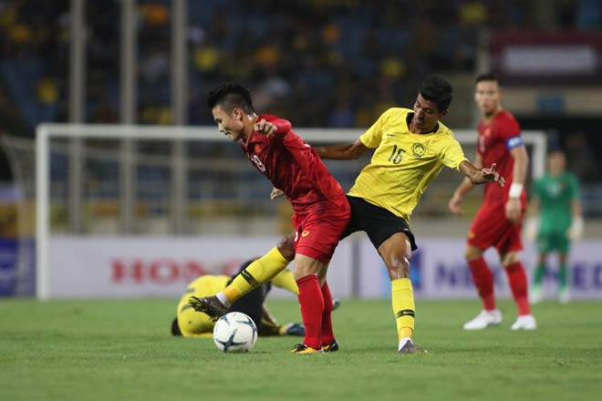 ĐT Việt Nam phối hợp như mơ, Quang Hải vô-lê thần sầu hạ Malaysia - 1