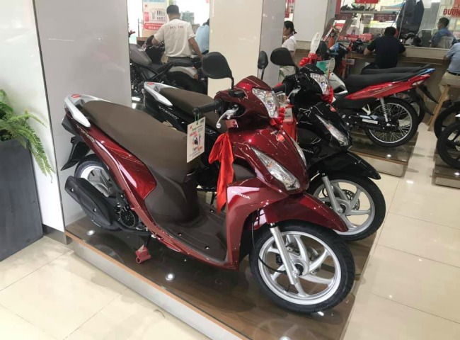 Vision phiên bản cá tính đen  Mới xe máy xe môtô iMotorbike Vietnam