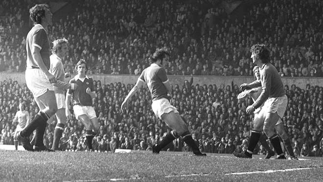 Siêu đại chiến MU - Liverpool: "Quỷ đỏ" phải thắng, nếu muốn tránh xuống hạng - 2