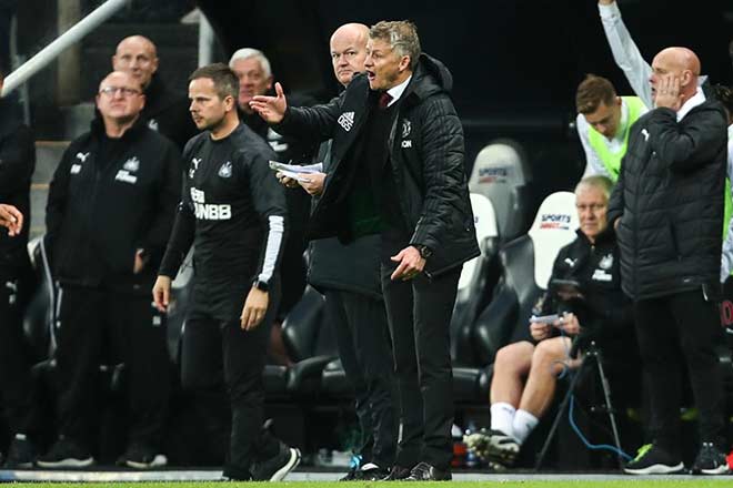 Siêu đại chiến MU - Liverpool: "Quỷ đỏ" phải thắng, nếu muốn tránh xuống hạng - 3