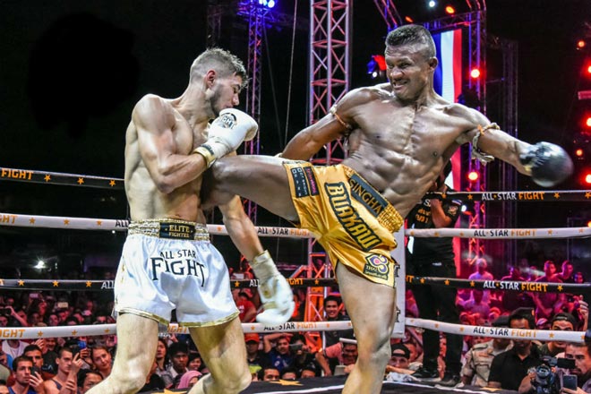 “Thánh Muay” Buakaw đấu cao thủ thế giới theo luật dị: Đấm gục hoặc xin thua - 1