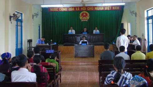 Bị đánh đập, "vợ" kiện "chồng" tội hiếp dâm... chính mình - 1
