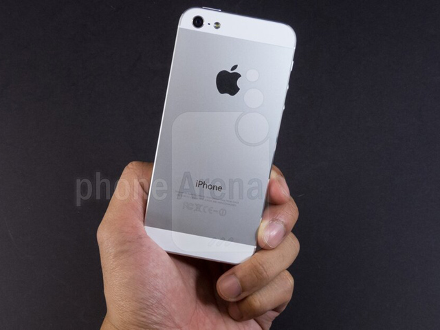 iPhone 5 sẽ ”chết đứng” nếu không cập nhật phiên bản này