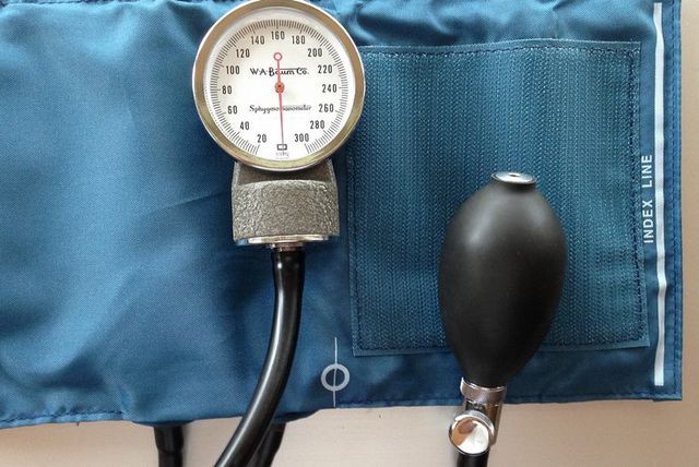 Tránh xa gừng nếu bạn mắc các bệnh sau kẻo "hối không kịp" - 2