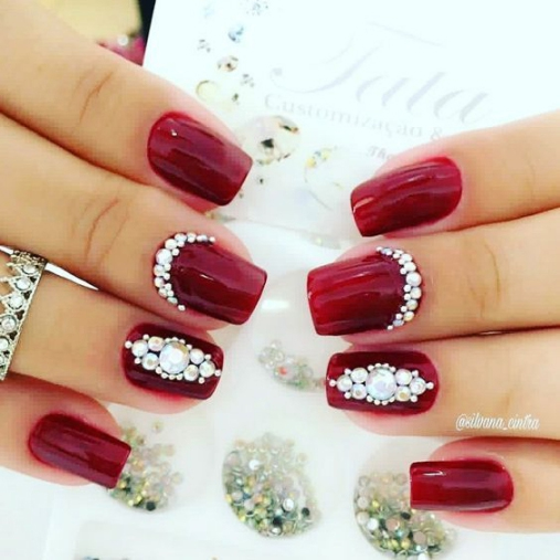 30 Mẫu sơn móng tay đẹp hot nhất mang lại vẻ đẹp sang trọng nhẹ nhàng - 11