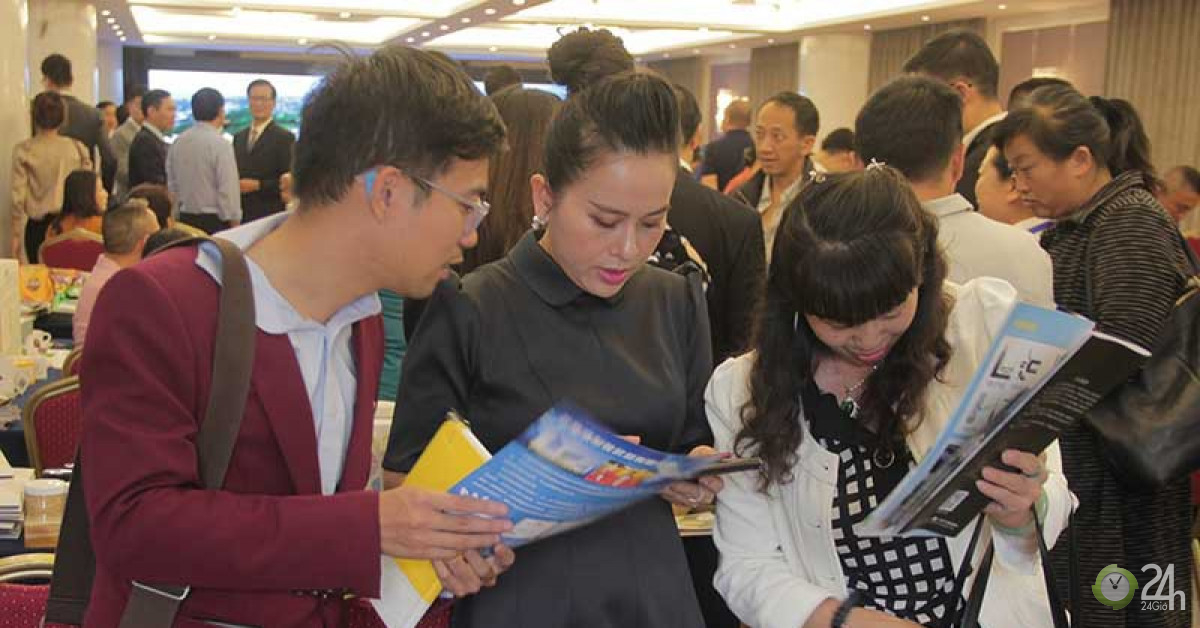 Hàng Việt bị chặn tại cửa khẩu vì… trộn hàng Thái